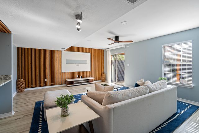 1838 Whispering Oaks Ln Lane, Fort Walton Beach, FL 32547