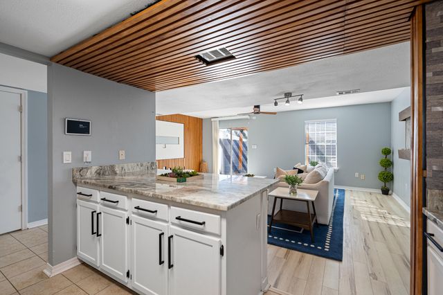 1838 Whispering Oaks Ln Lane, Fort Walton Beach, FL 32547