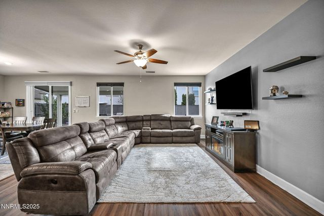 6980 Lusitano Way, Sparks, NV 89436