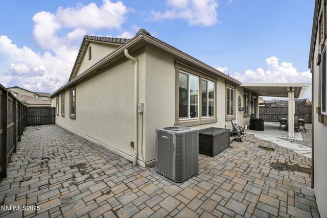 6980 Lusitano Way, Sparks, NV 89436
