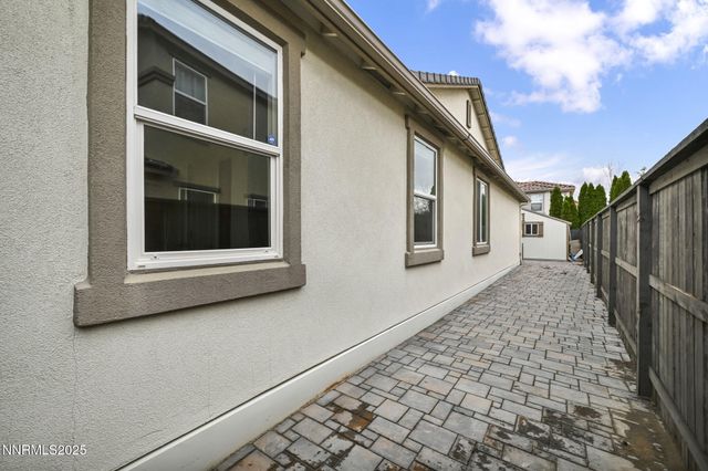 6980 Lusitano Way, Sparks, NV 89436