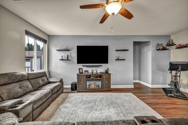 6980 Lusitano Way, Sparks, NV 89436