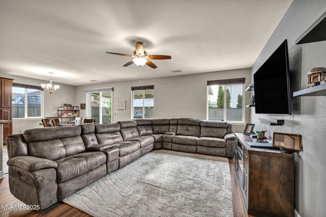 6980 Lusitano Way, Sparks, NV 89436