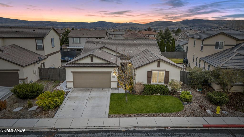 6980 Lusitano Way, Sparks, NV 89436