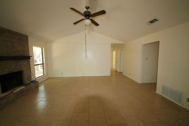 12708 Lamppost LN, Austin, TX 78727