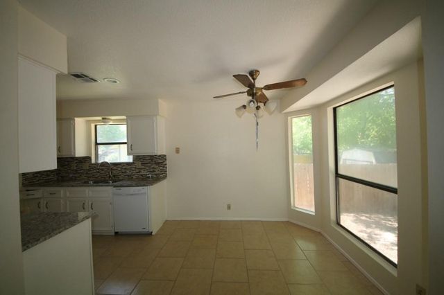 12708 Lamppost LN, Austin, TX 78727