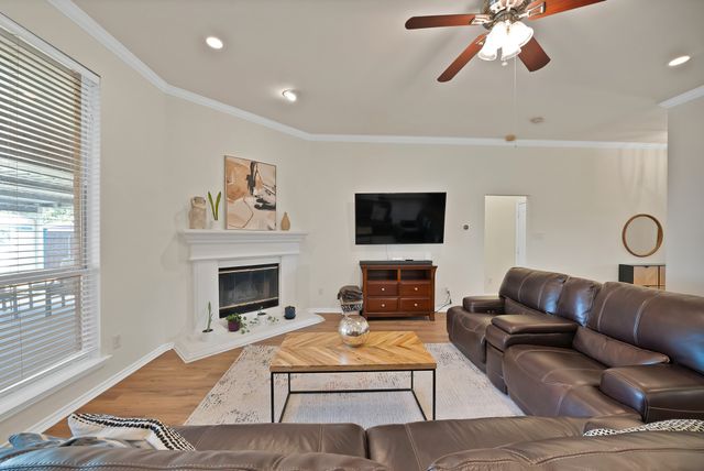 4677 Vespesian Lane, Grand Prairie, TX 75052