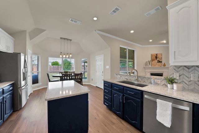 4677 Vespesian Lane, Grand Prairie, TX 75052