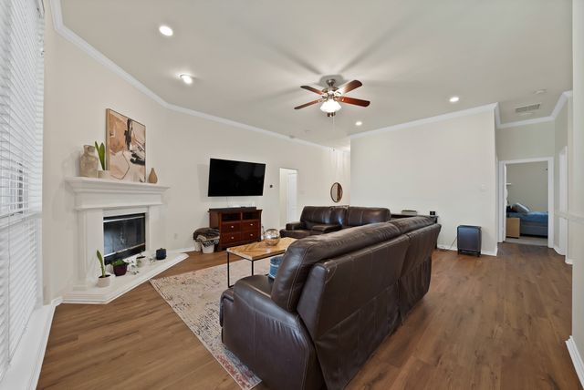4677 Vespesian Lane, Grand Prairie, TX 75052