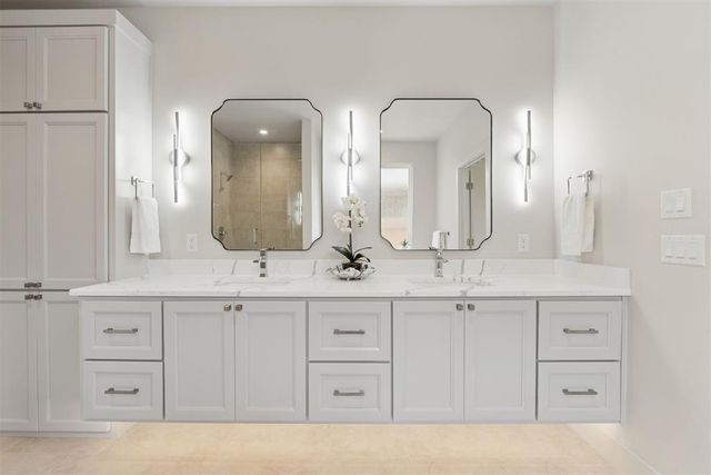 5000 Pont Neuf Road, Edmond, OK 73034