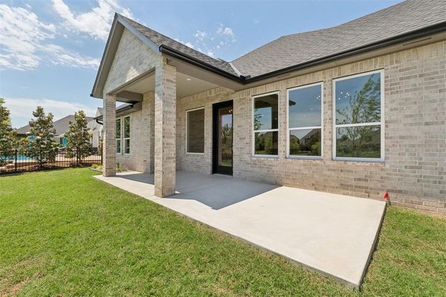 5000 Pont Neuf Road, Edmond, OK 73034