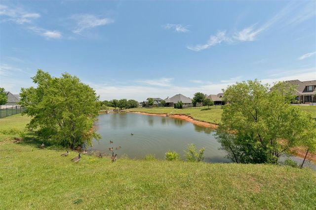 5000 Pont Neuf Road, Edmond, OK 73034