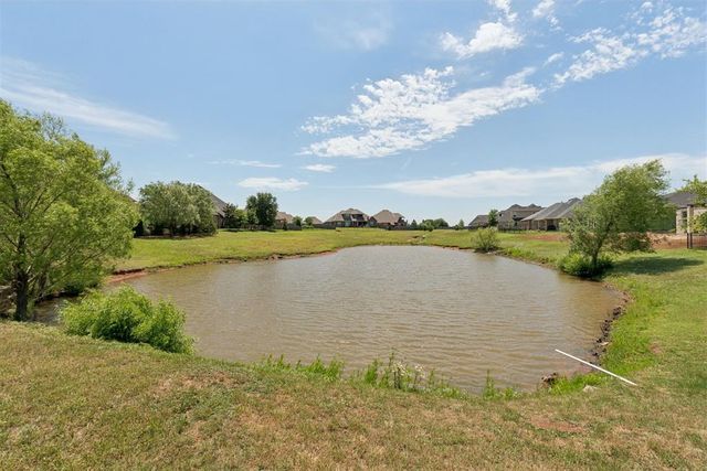 5000 Pont Neuf Road, Edmond, OK 73034