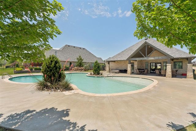 5000 Pont Neuf Road, Edmond, OK 73034