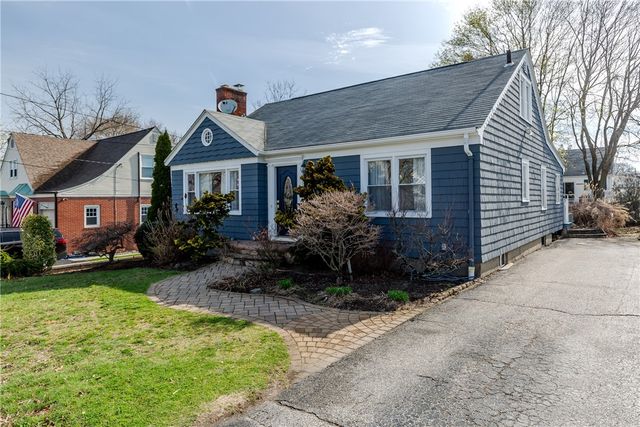 26 Dover Avenue, East Providence, RI 02914