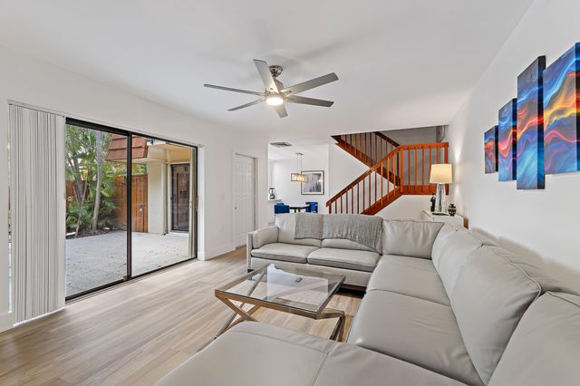 3052 30th Court, Jupiter, FL 33477