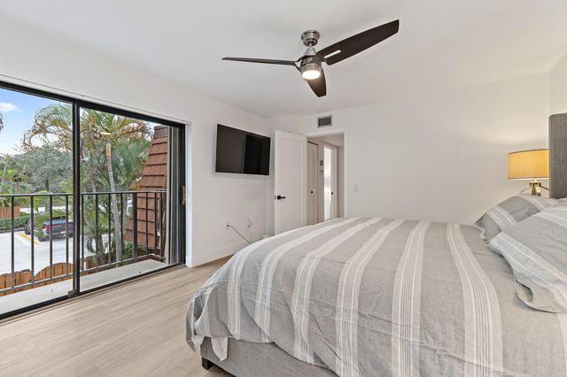 3052 30th Court, Jupiter, FL 33477