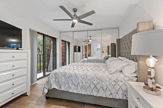 3052 30th Court, Jupiter, FL 33477