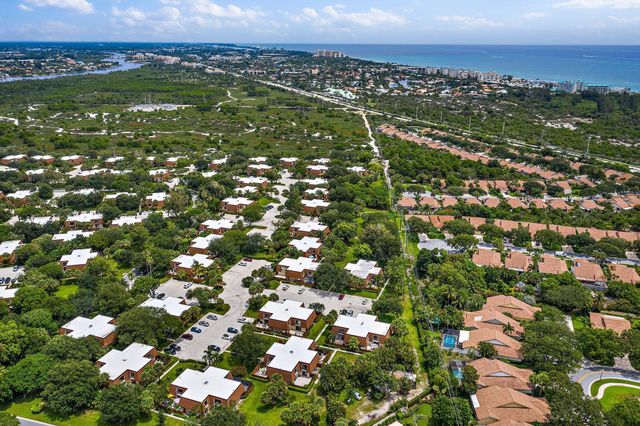 3052 30th Court, Jupiter, FL 33477