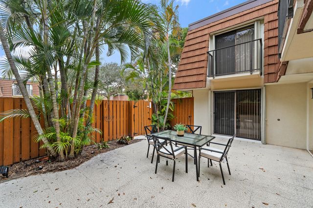 3052 30th Court, Jupiter, FL 33477