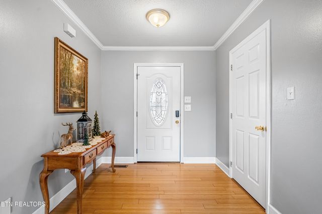 4708 Shaw Ferry Rd, Lenoir City, TN 37772