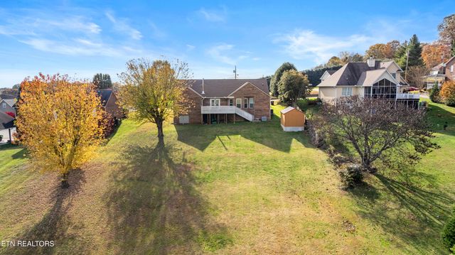 4708 Shaw Ferry Rd, Lenoir City, TN 37772