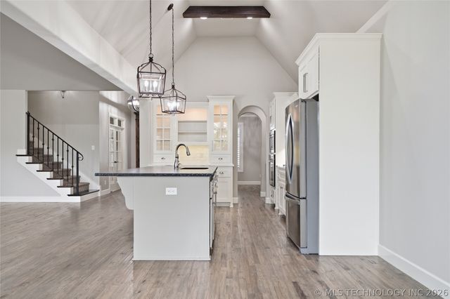 2703 E 136th Street S, Bixby, OK 74008