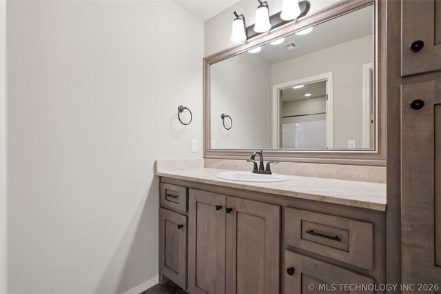 2703 E 136th Street S, Bixby, OK 74008