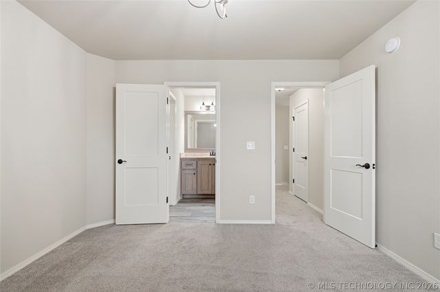 2703 E 136th Street S, Bixby, OK 74008