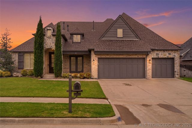 2703 E 136th Street S, Bixby, OK 74008