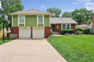 6911 E 128th Street, Grandview, MO 64030