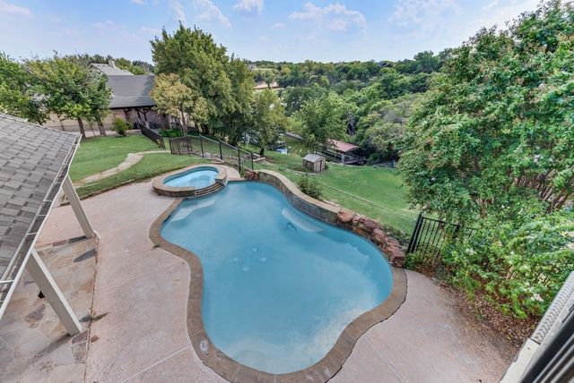 10017 Seville Drive, Fort Worth, TX 76179