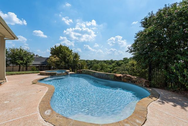10017 Seville Drive, Fort Worth, TX 76179