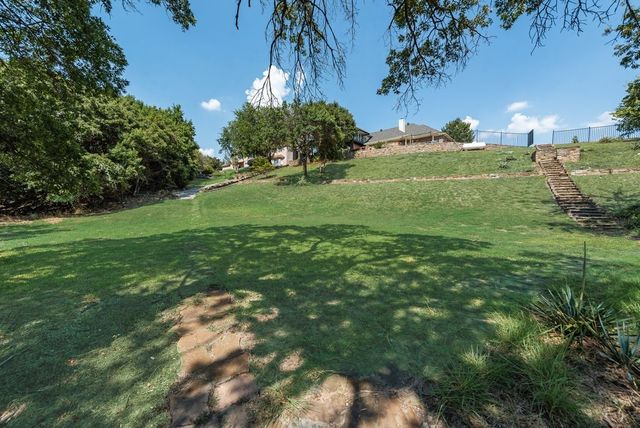 10017 Seville Drive, Fort Worth, TX 76179