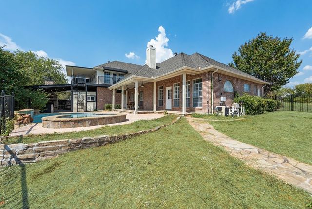 10017 Seville Drive, Fort Worth, TX 76179