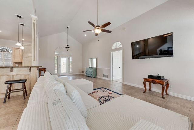 10017 Seville Drive, Fort Worth, TX 76179