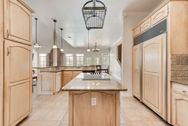 10017 Seville Drive, Fort Worth, TX 76179