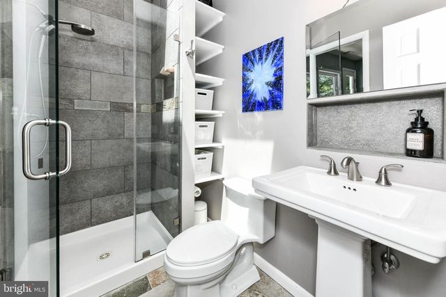 8318 WOODACRE ST, Alexandria, VA 22308