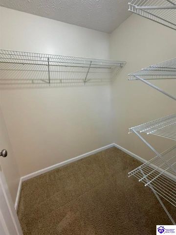 364 Valley View Drive, Vine Grove, KY 40175