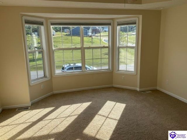 364 Valley View Drive, Vine Grove, KY 40175