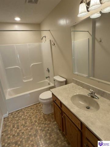 364 Valley View Drive, Vine Grove, KY 40175