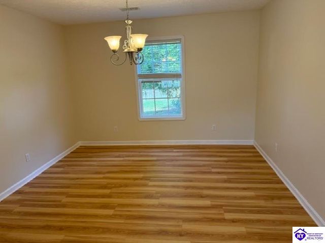 364 Valley View Drive, Vine Grove, KY 40175