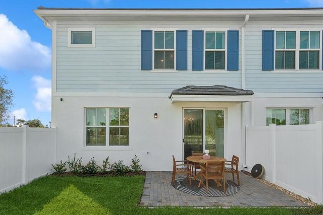 128 SE Birch Terrace 1579, Stuart, FL 34997