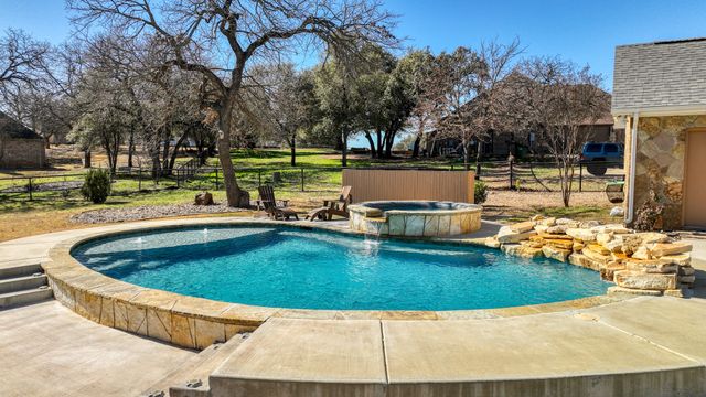 3707 De Cordova Ranch Road, Granbury, TX 76049