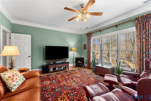 530 Elm Creek Dr, Manakin Sabot, VA 23103