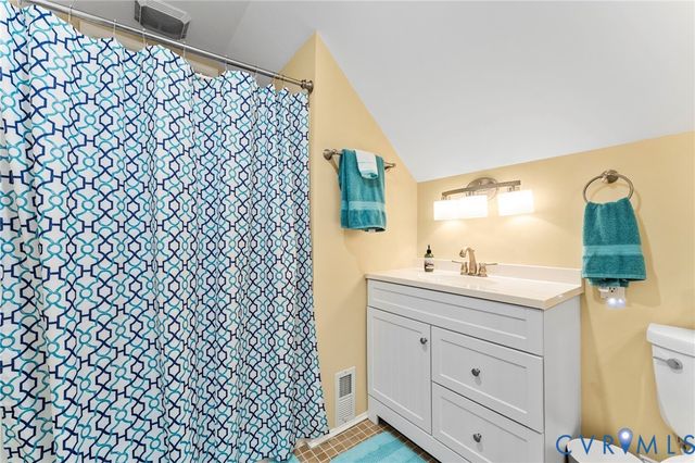 530 Elm Creek Dr, Manakin Sabot, VA 23103