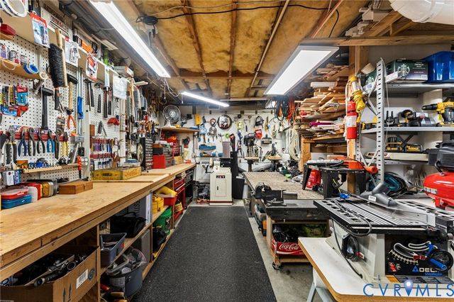 530 Elm Creek Dr, Manakin Sabot, VA 23103