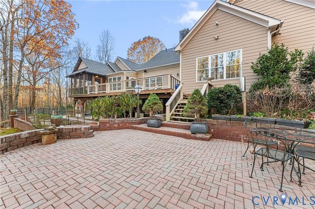 530 Elm Creek Dr, Manakin Sabot, VA 23103