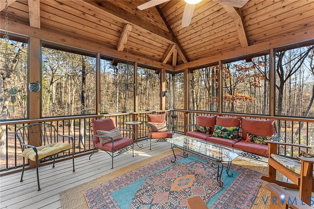 530 Elm Creek Dr, Manakin Sabot, VA 23103