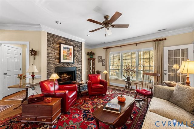 530 Elm Creek Dr, Manakin Sabot, VA 23103